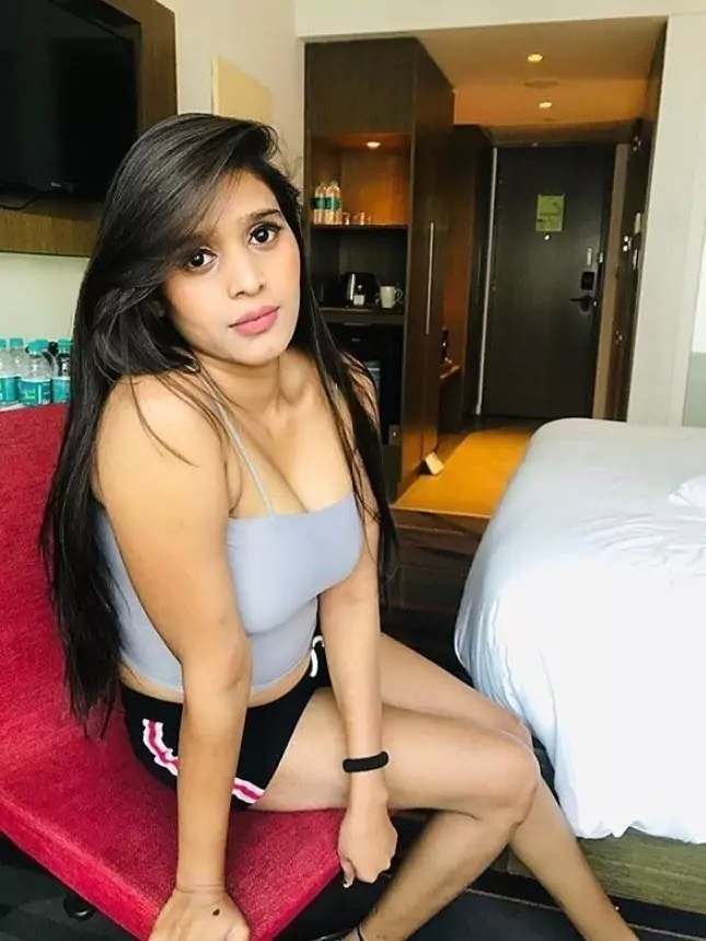 कॉल गर्ल्स सर्विस नागभीर